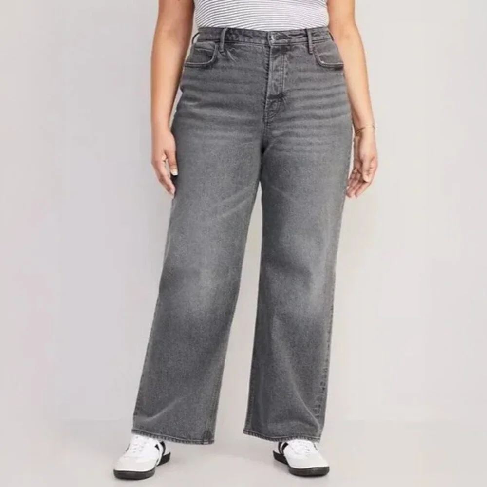 Old Navy Extra High-Rise Sky-Hi Wide Leg Button Fly Jeans - NWT! - Picture 3 of 7